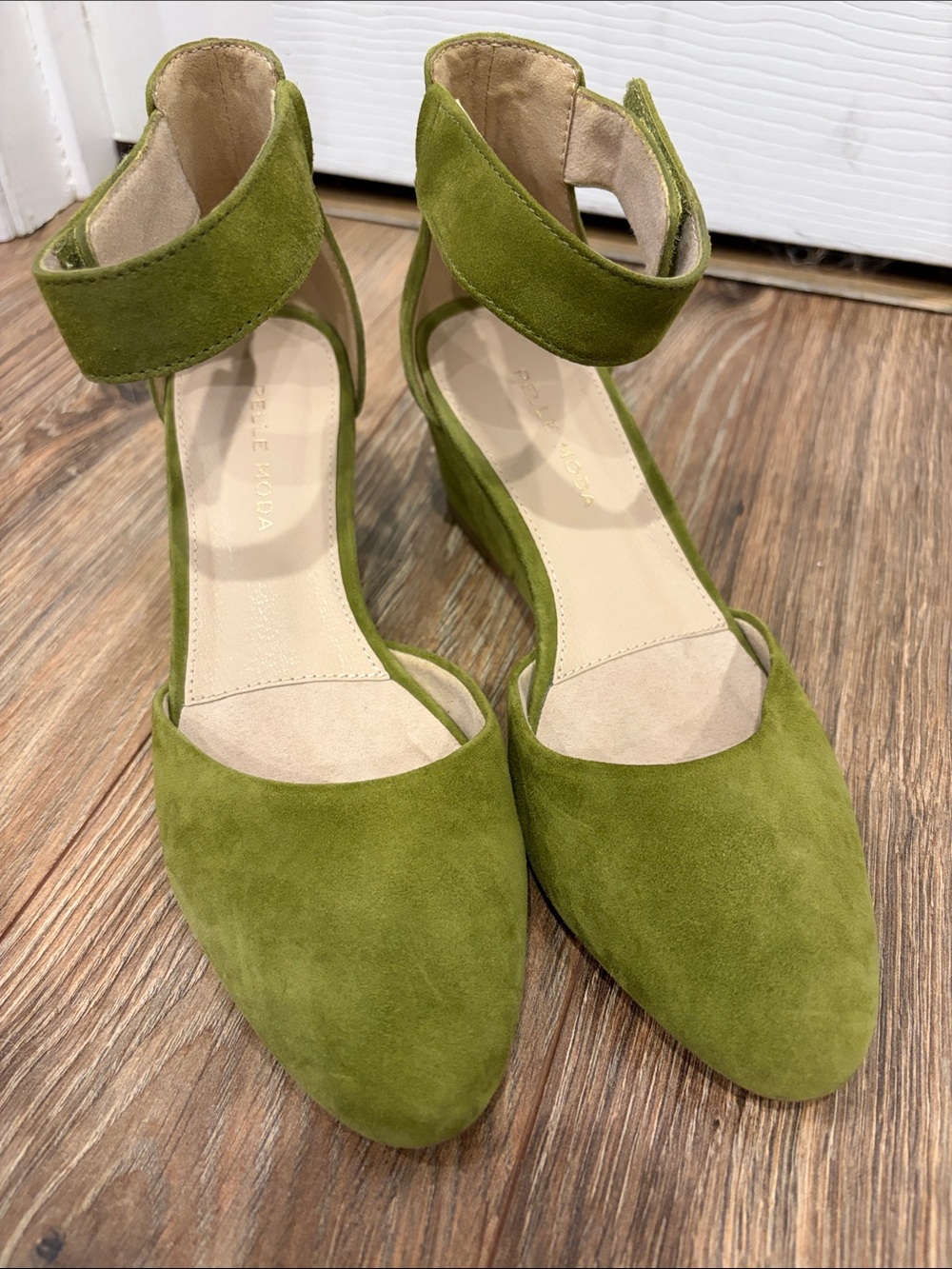 Pelle Moda Olive Green Suede Ankle-Strap Heels - Women Size 6